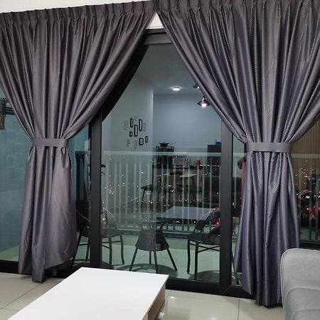 Le Pavillion Puchong By Widebed Upto 6Pax Apartment Kuala Lumpur Exterior foto